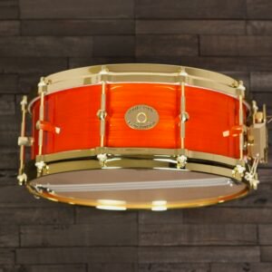 Noble & Cooley Solid Shell Classic Maple Snare Drum 14X5.5 Translucent Red Gloss