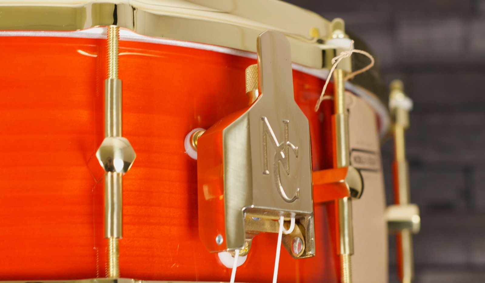 Noble & Cooley Solid Shell Classic Maple Snare Drum 14X5.5 Translucent Red Gloss - Image 3